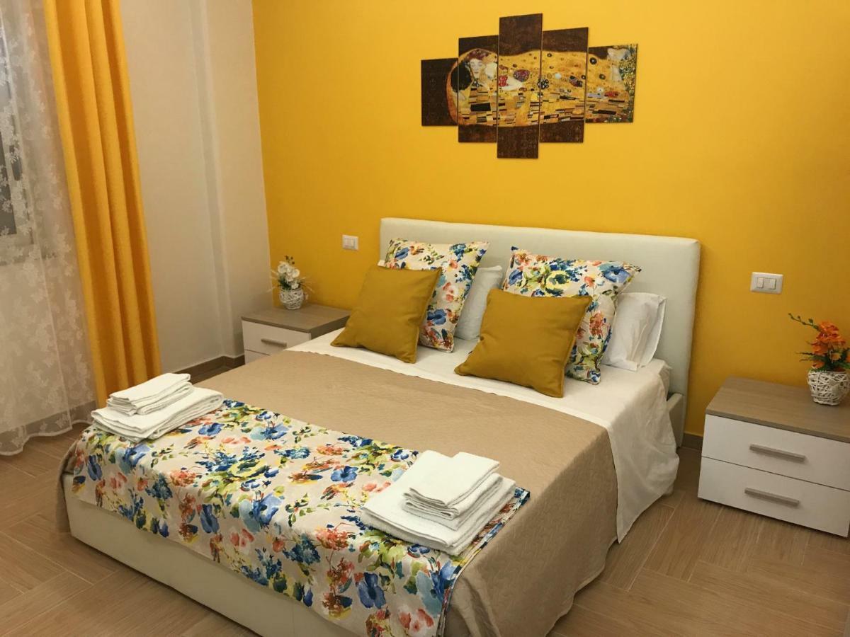 Holiday In Home | Le Ciminiere Catania Exterior photo